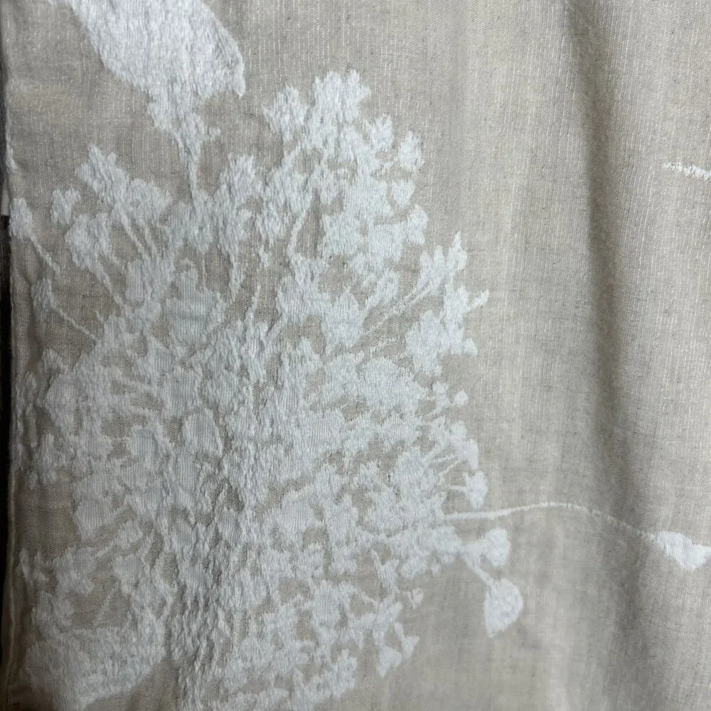 Garnet Hill Two Standard Shams Floral Embroidered Cotton Linen 20 x 26